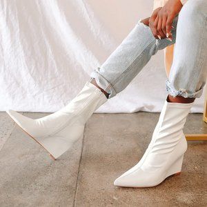 Lulu's | NWT Saxton Wedge Sock Boots